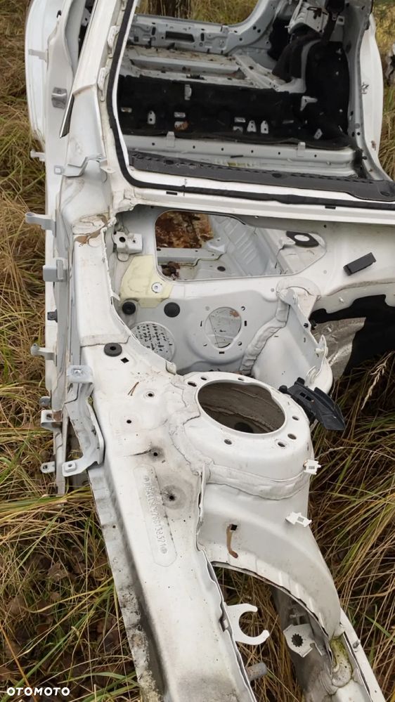 ĆWIARTKA PRZÓD PRAWY BMW F36 KOLOR A96 DŁUGA - 3