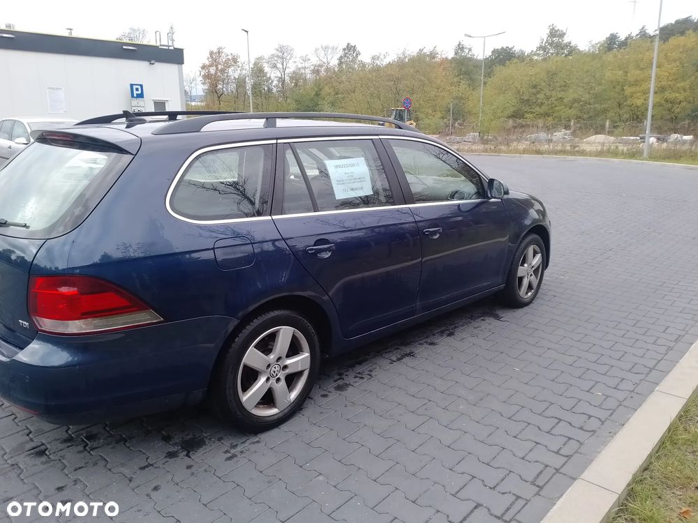 Volkswagen Golf 2010 photo 3