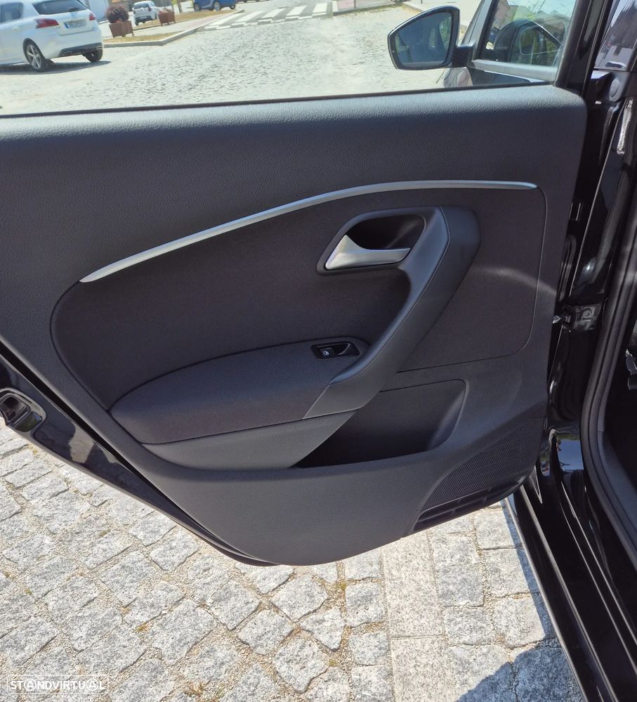 VW Polo 1.4 TDi Confortline - 14