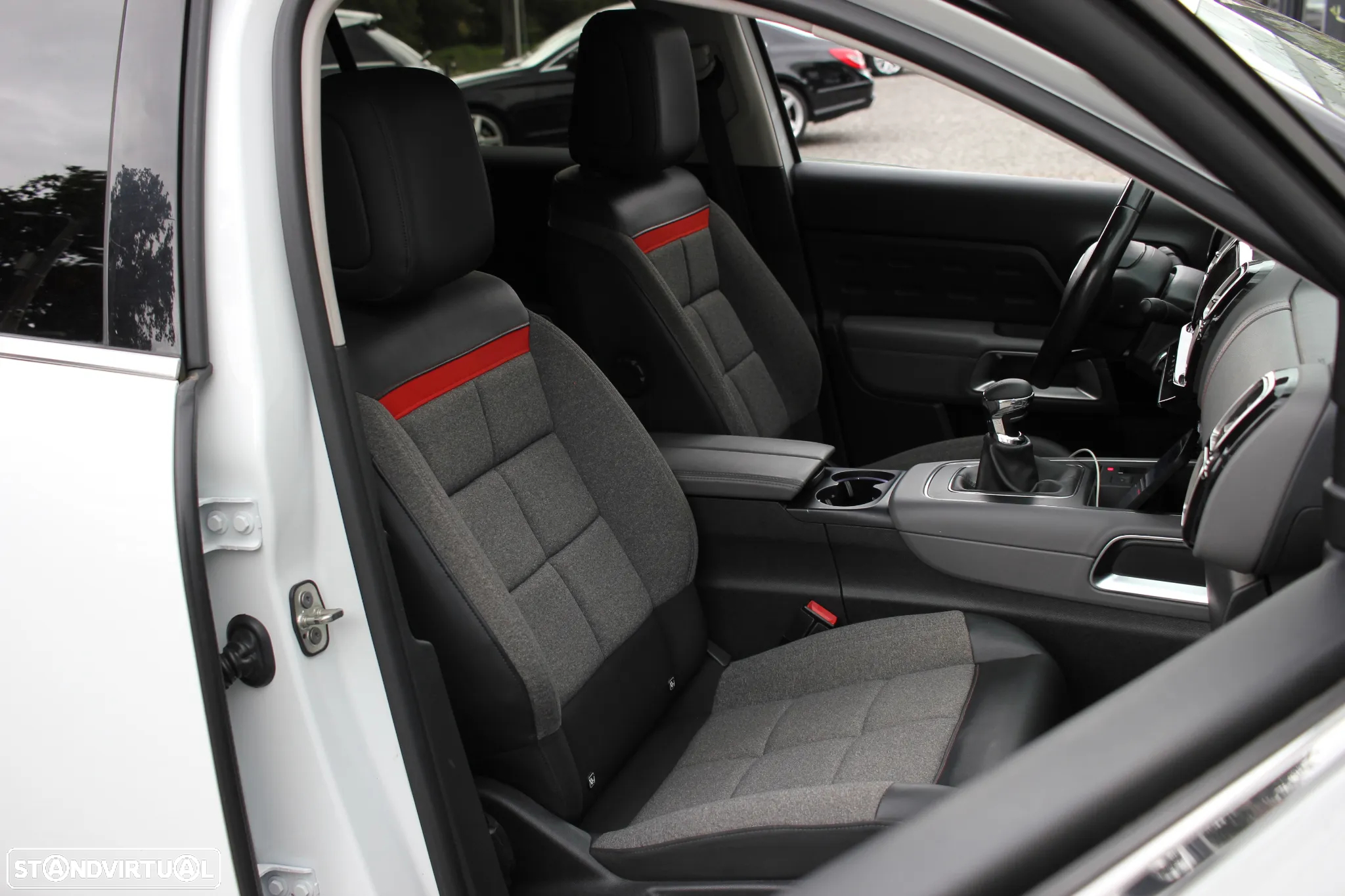 Citroën C5 Aircross 1.2 PureTech Feel Pack - 28
