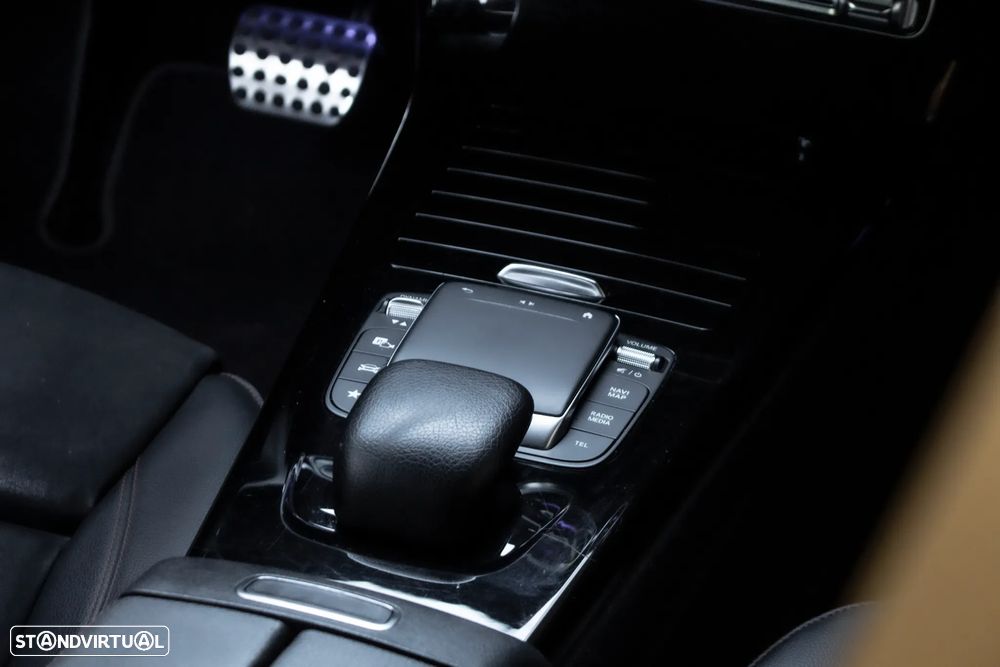 Mercedes-Benz A 180 d AMG Line Aut. - 37