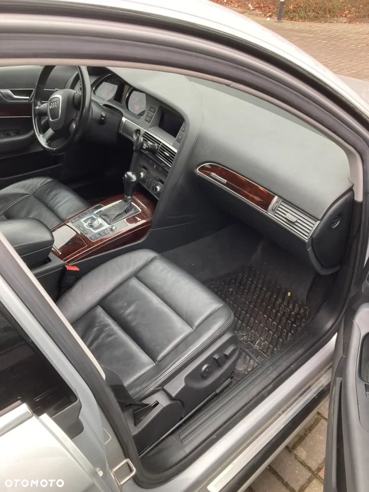 Audi A6 Avant 4.2 Quattro Tiptronic - 29