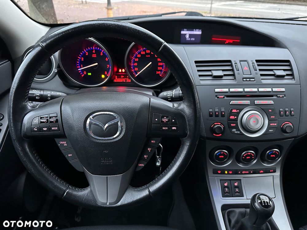 Mazda 3 1.6 Exclusive - 6