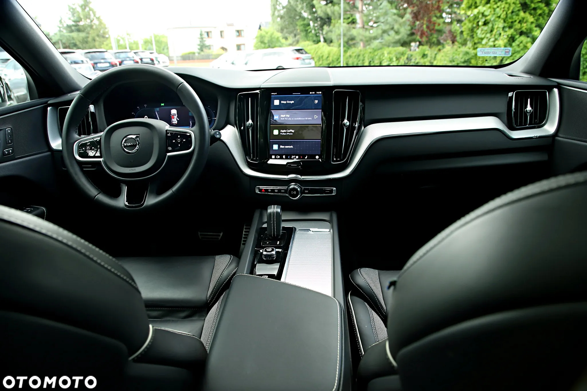 Volvo XC 60 T8 Plug-In Hybrid AWD R-Design - 26