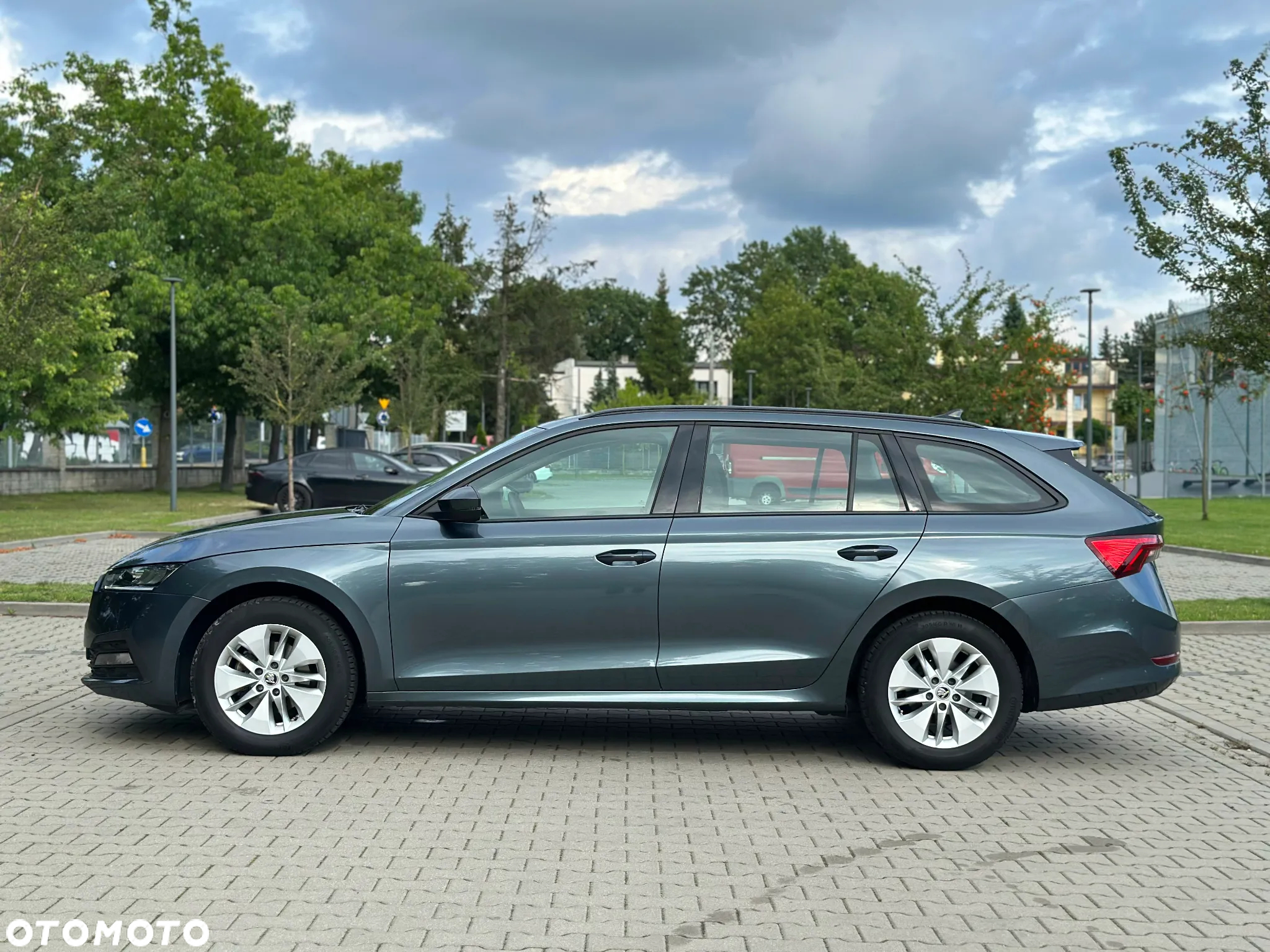 Skoda Octavia 1.5 TSI Business - 6