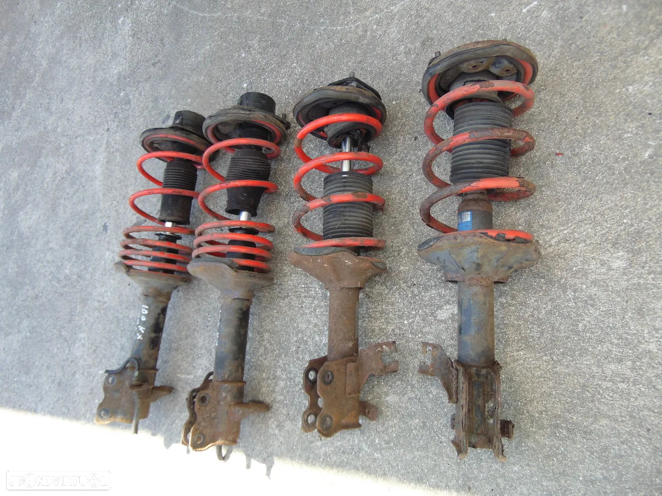 Nissan 100 NX suspensão - 4