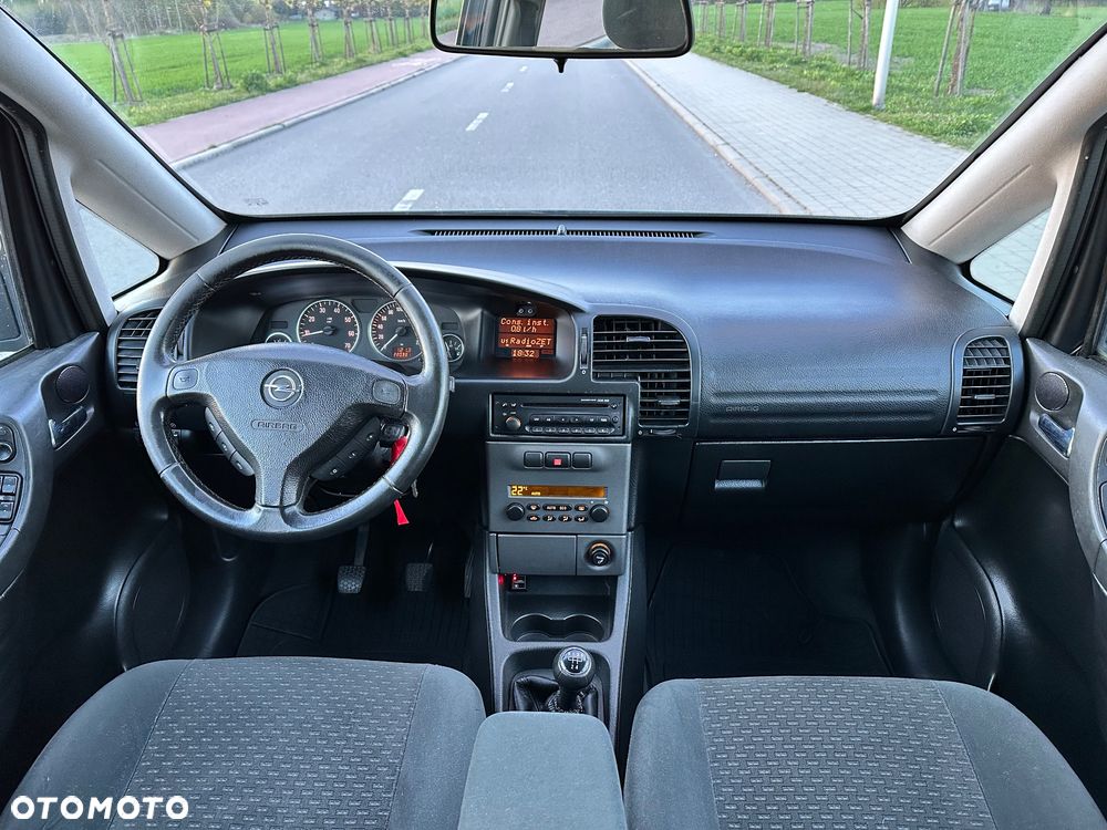 Opel Zafira 1.8 Elegance - 11