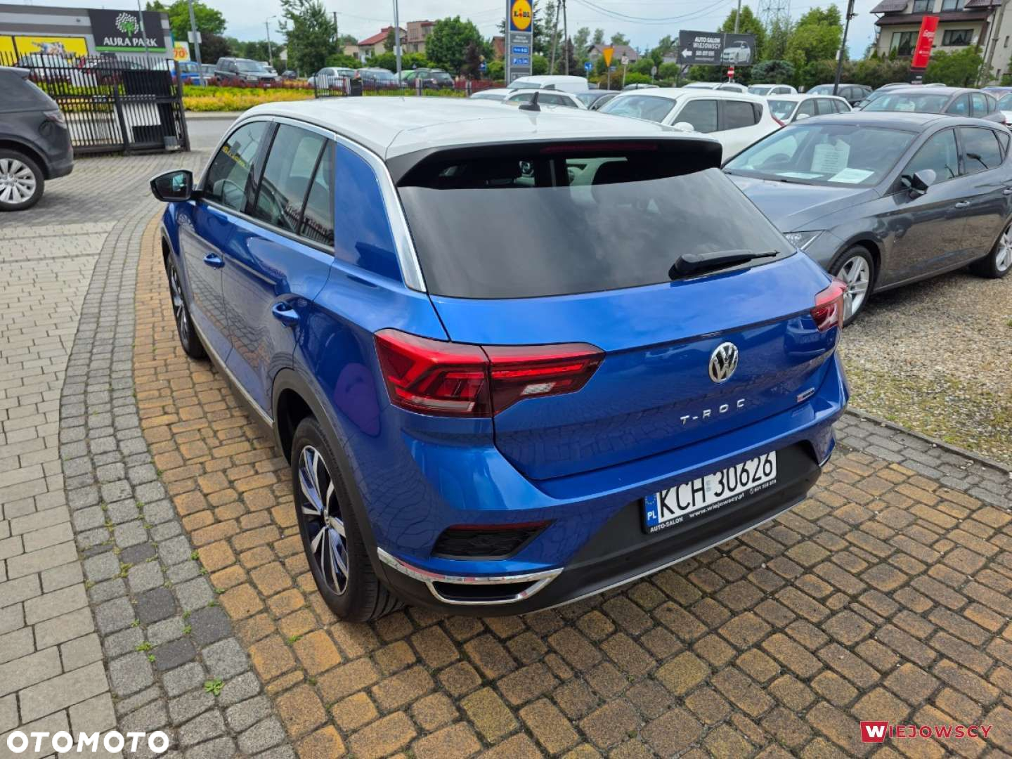 Volkswagen T-Roc - 8