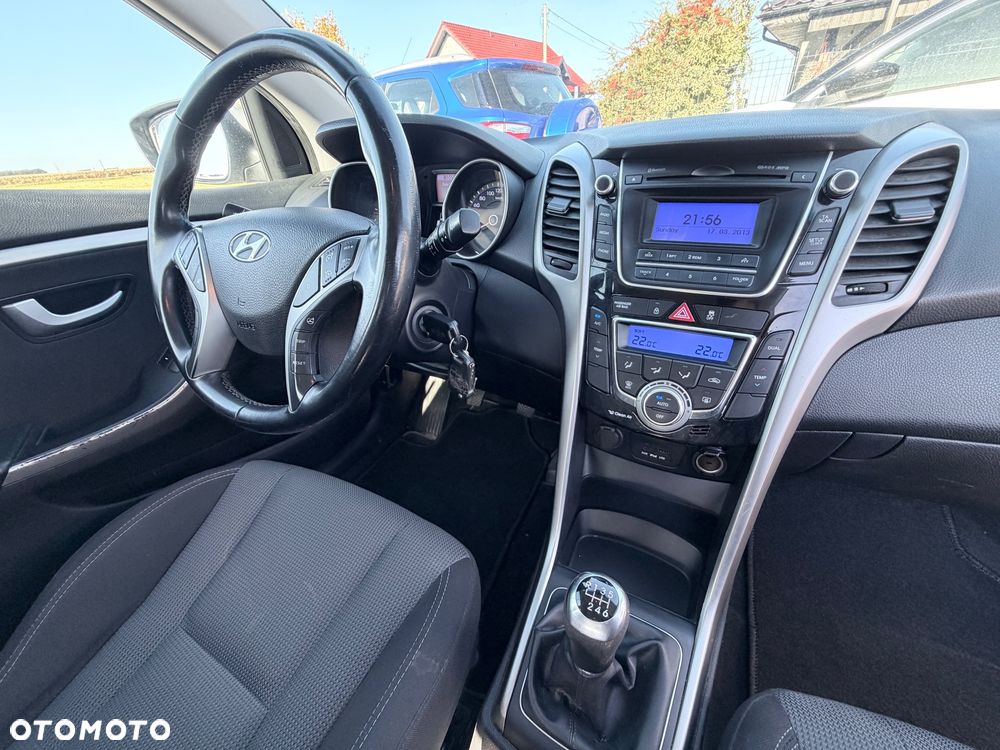 Hyundai i30 1.6 CRDi BlueDrive Run - 16