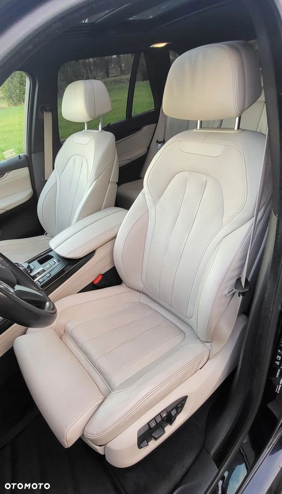 BMW X5 M M50d - 15