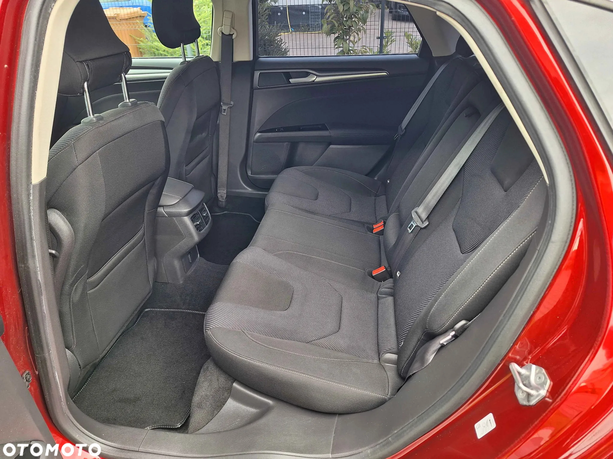 Ford Mondeo 2.0 TDCi Ambiente - 22