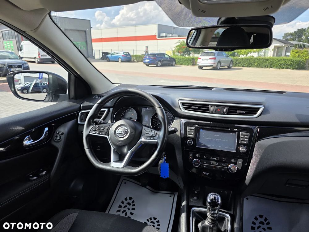 Nissan Qashqai 1.2 DIG-T N-Connecta EU6 - 7
