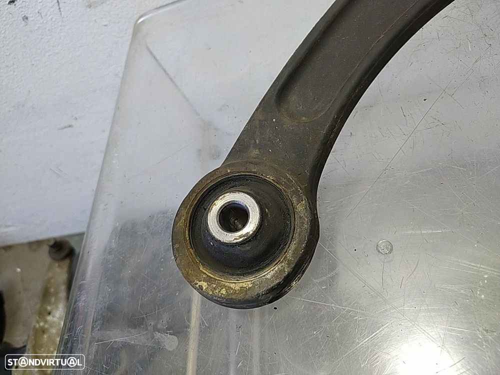 Braço Suspensão Frente Direito Peugeot 307 Break (3E) - 2