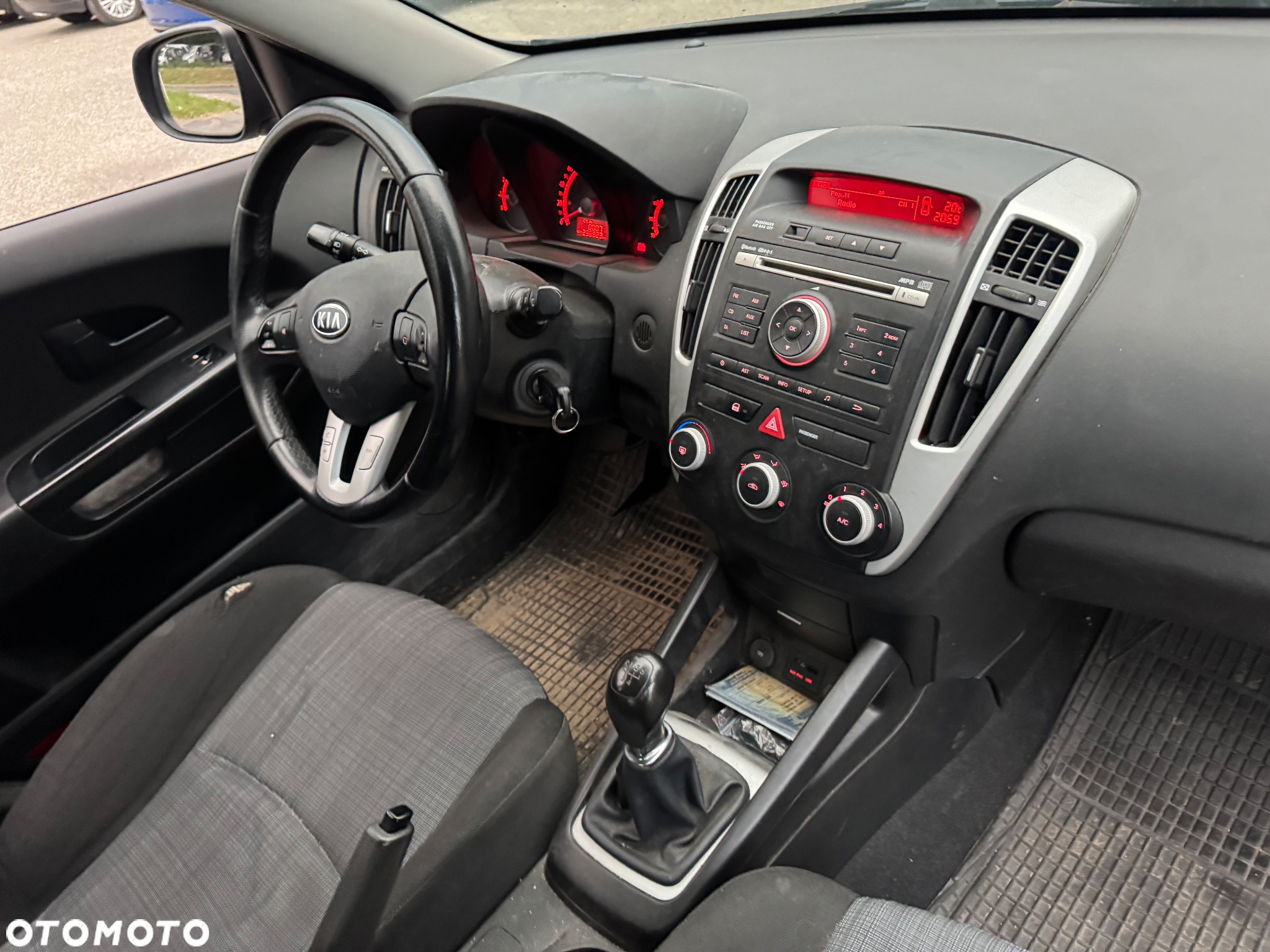 Kia Ceed - 17