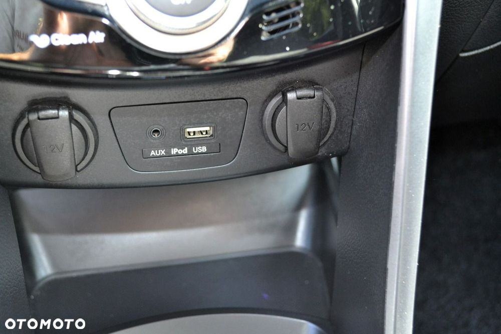 Hyundai i30 1.6 GDI Turbo Luxury - 23