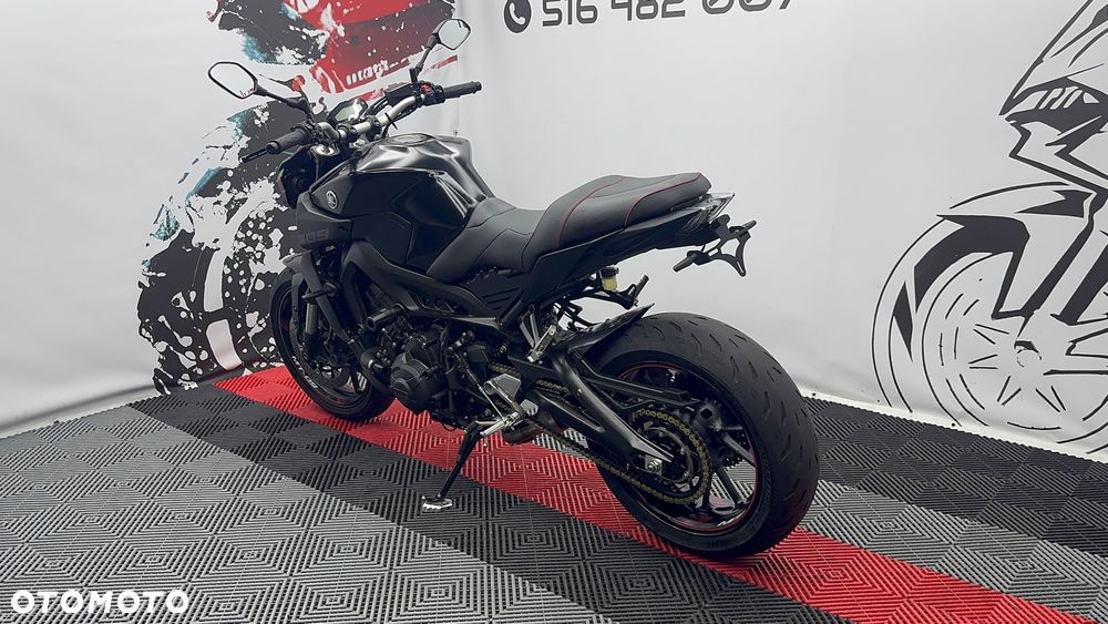 Yamaha MT - 6