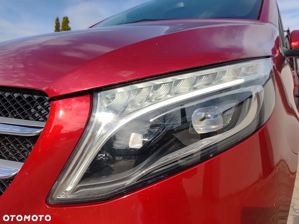 Mercedes-Benz Klasa V 300 d 4-Matic 9G-Tronic - 6