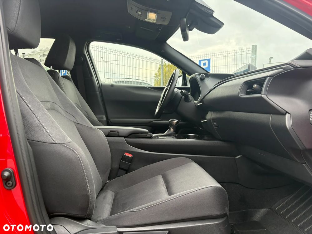 Lexus UX 200 GPF Business 2WD - 28