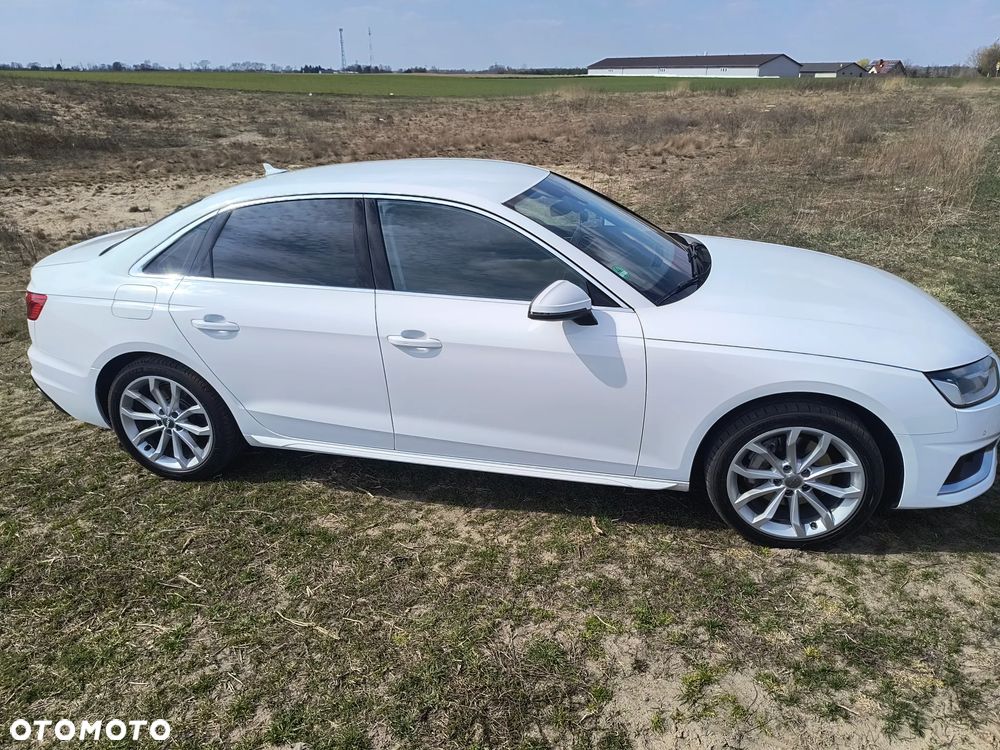 Audi A4 Limousine - 13