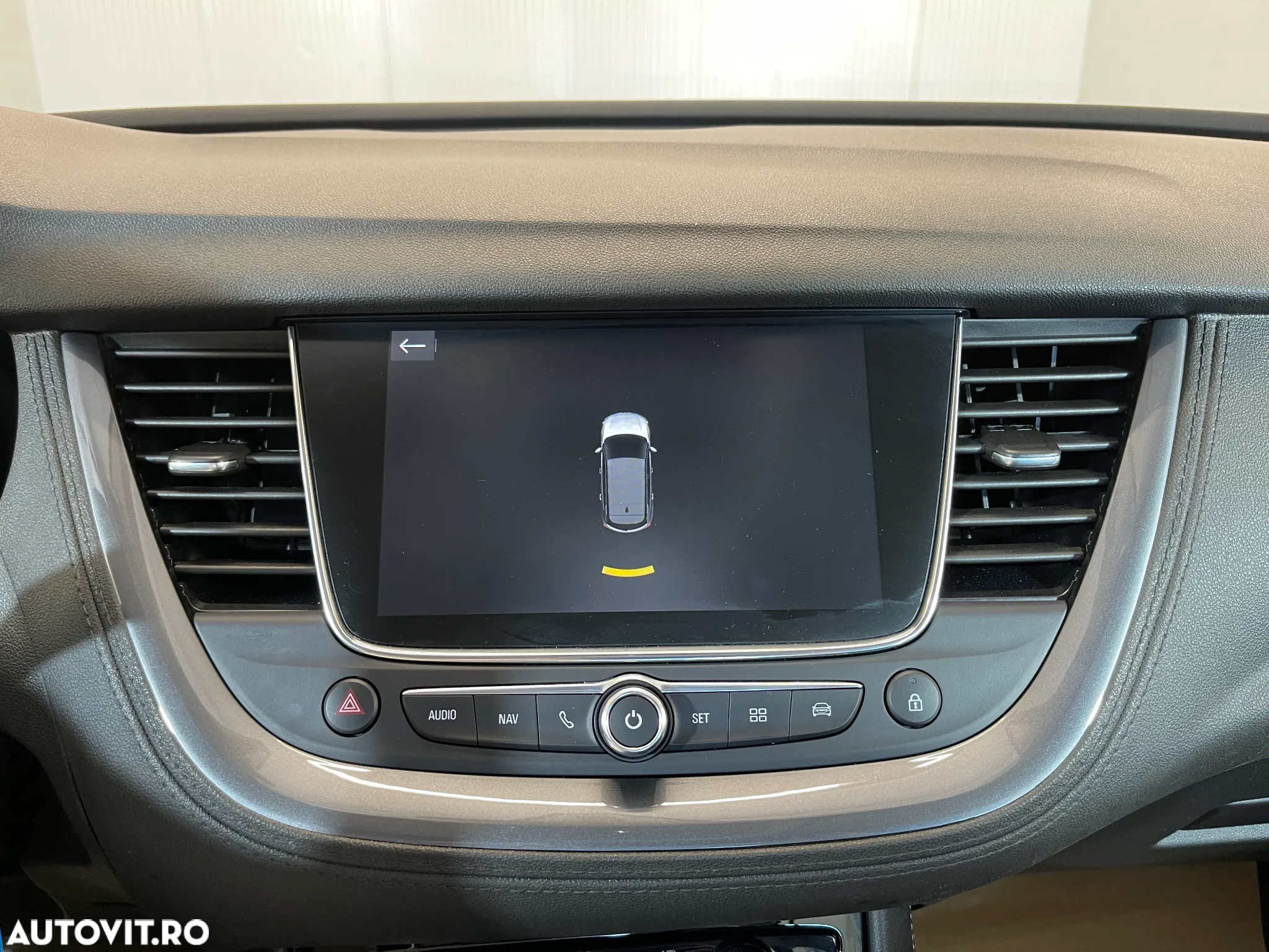 Opel Grandland X 1.5 START/STOP Elegance - 12