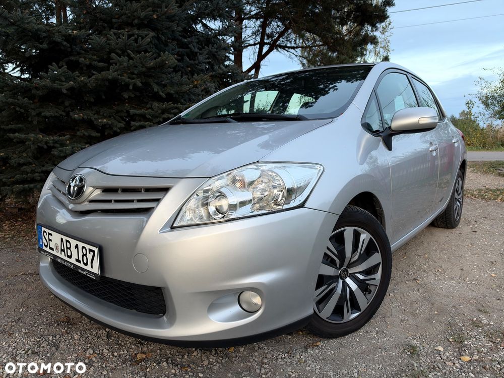 Toyota Auris - 3
