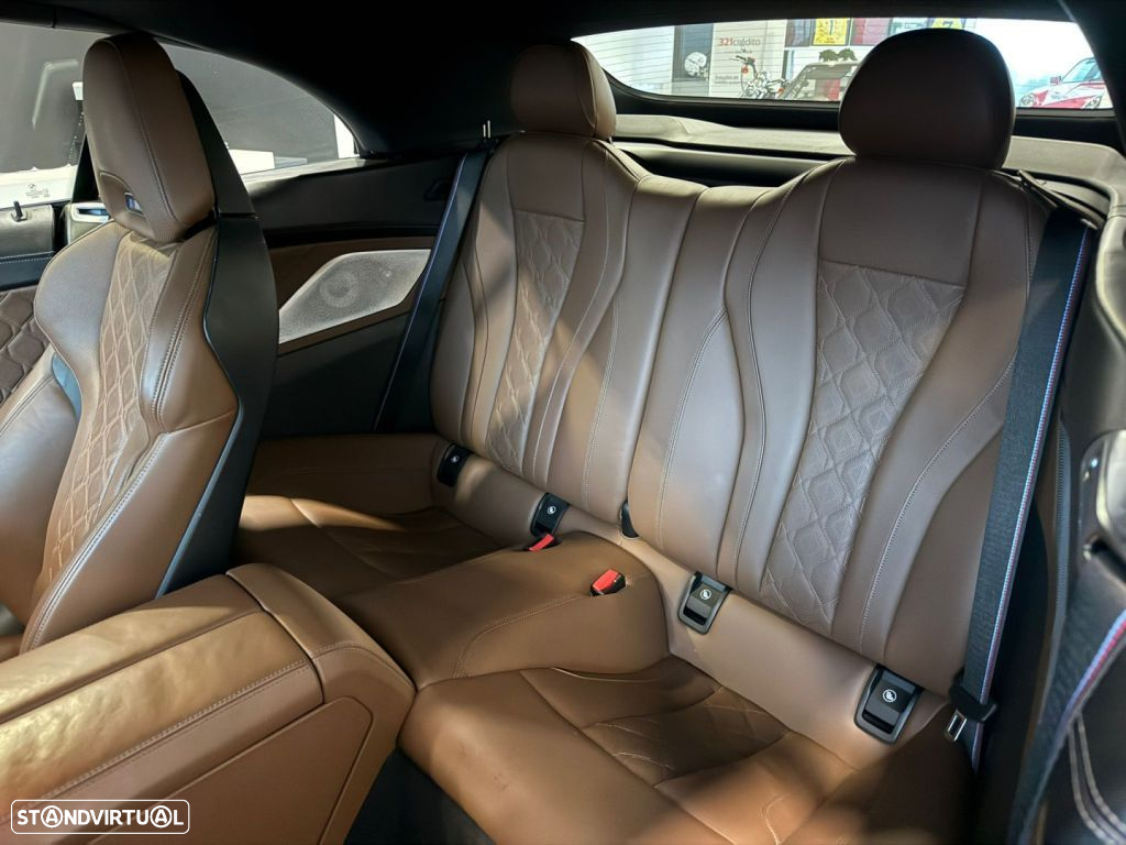 BMW M8 Cabrio Competition - 13