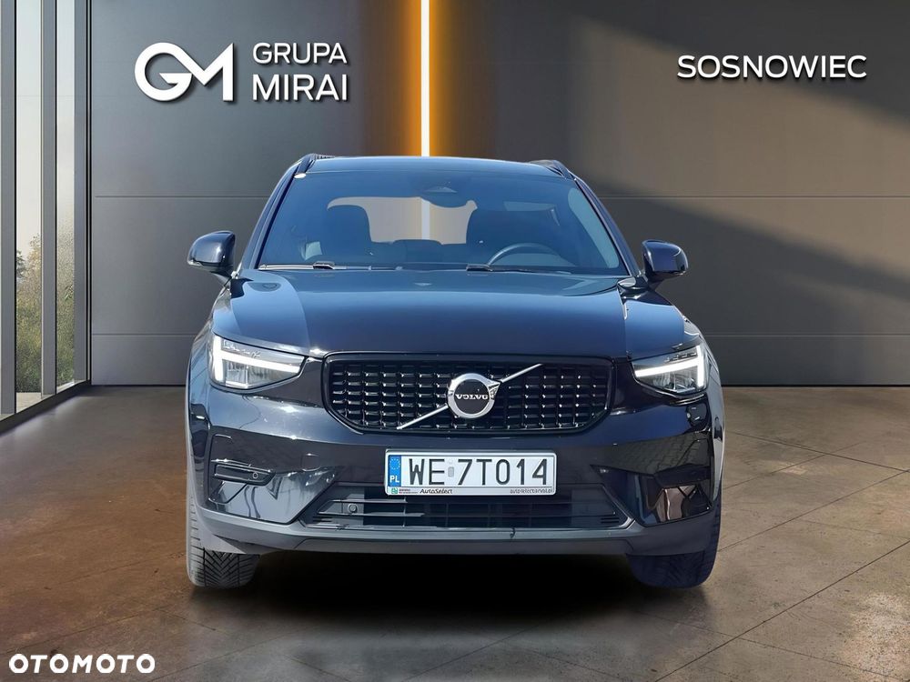 Volvo XC 40 B3 Plus Dark - 8