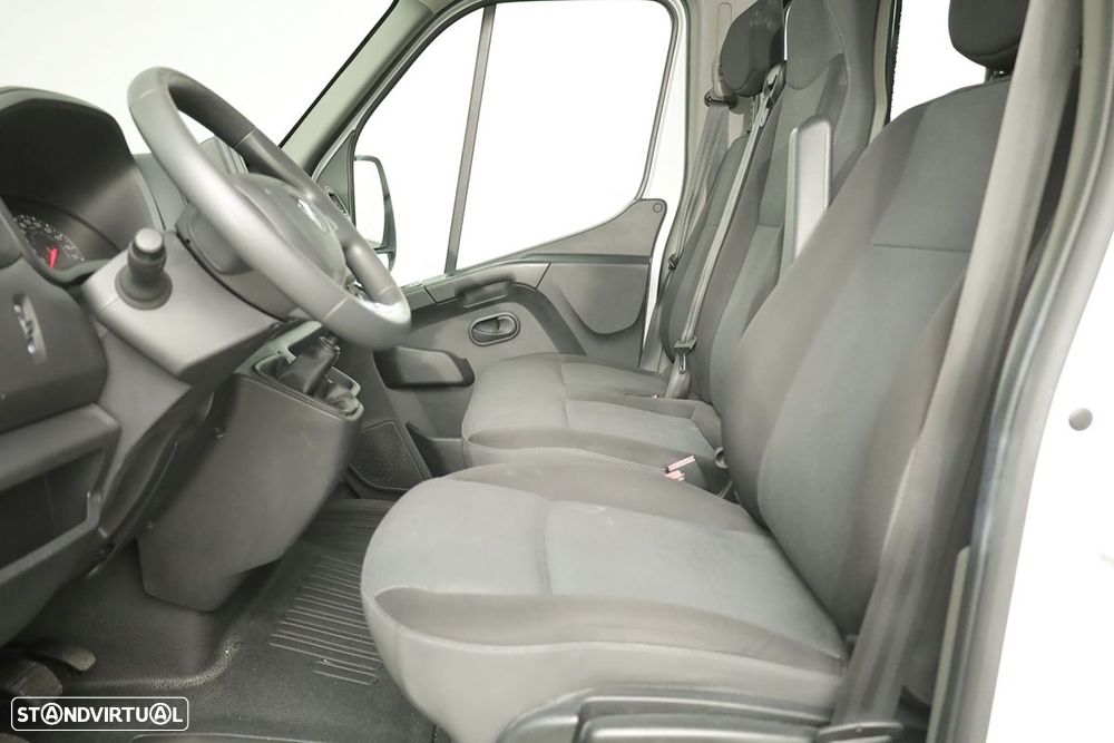 Renault master ver-2-3-dci-l3-3-5t-cd - 16