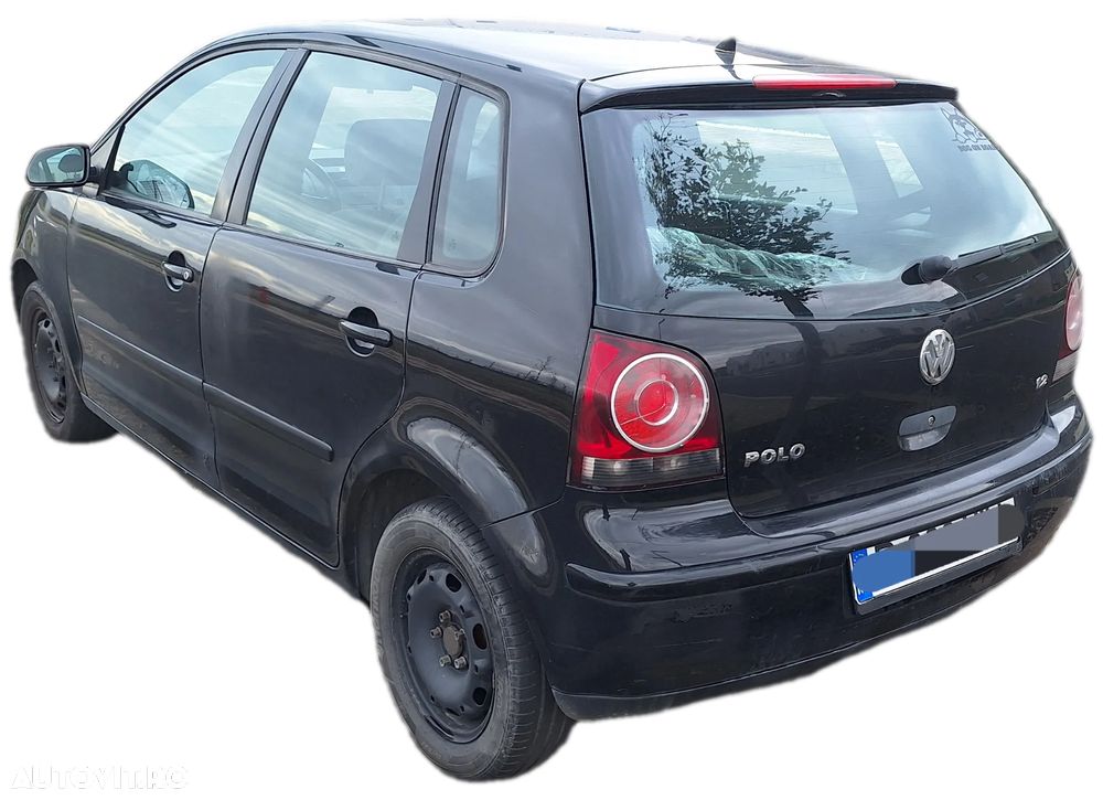 Volkswagen Polo - 8
