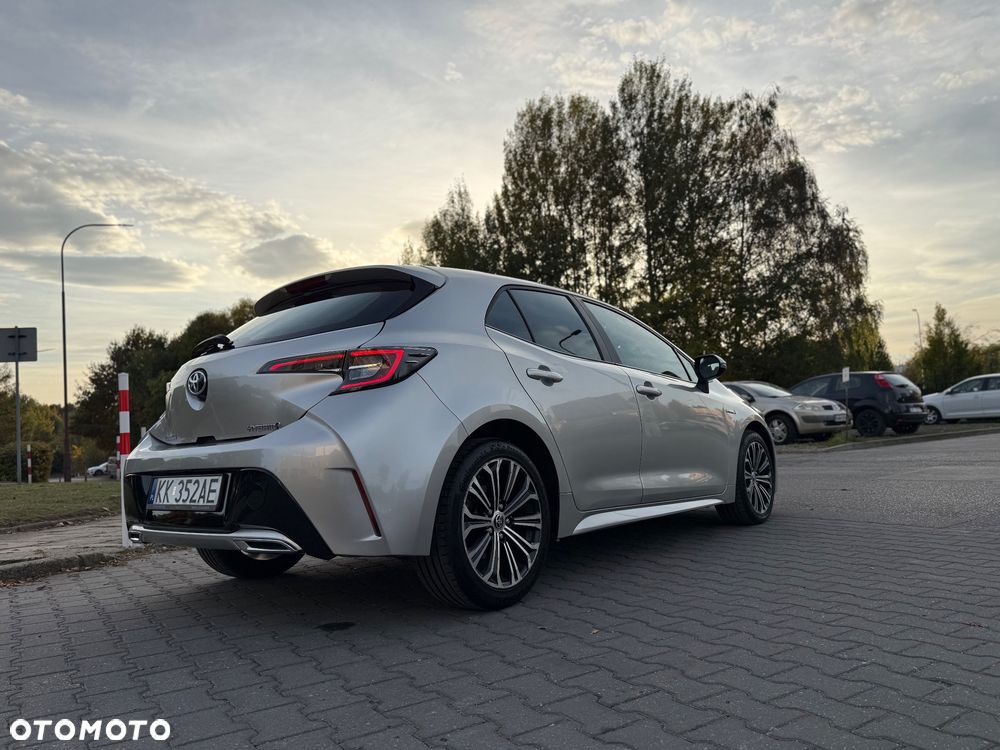 Toyota Corolla 2.0 Hybrid Comfort - 9