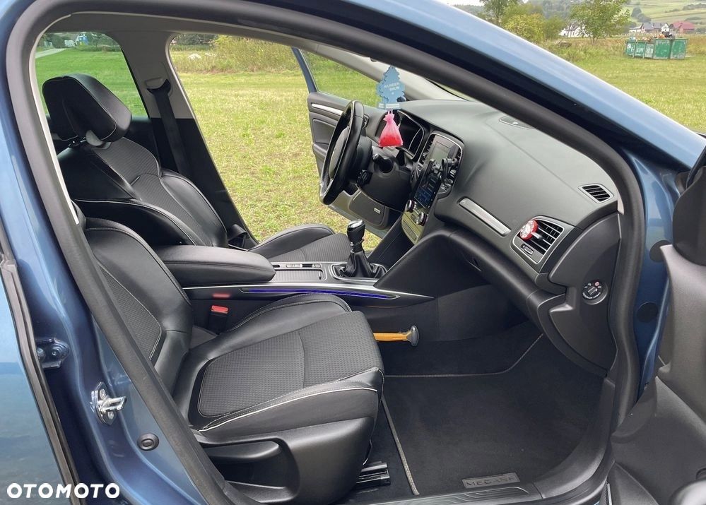 Renault Megane TCe 140 GPF BOSE EDITION - 16