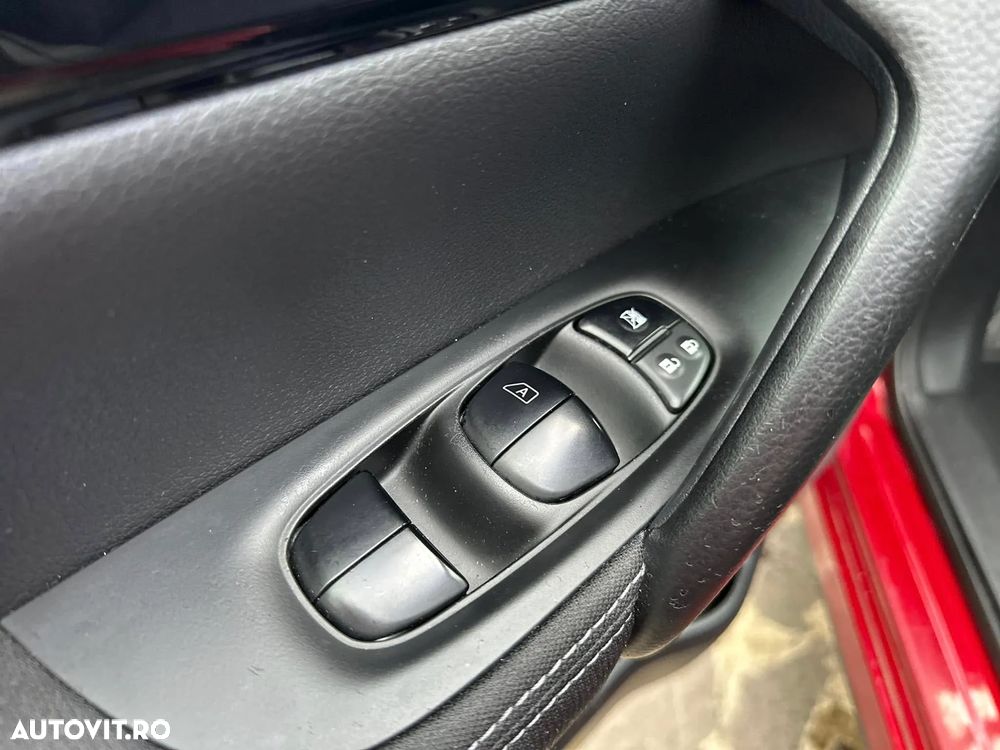 Nissan Qashqai - 13