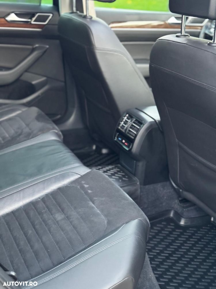 Volkswagen Passat 2.0 TDI DSG 4Motion Highline - 21