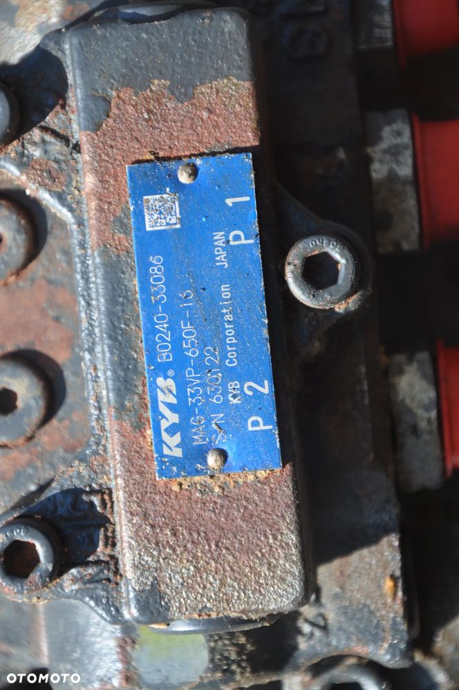 Zwolnica silnik jazdy hydromotor naped gasienic  Yanmar vio 50-6 - 3