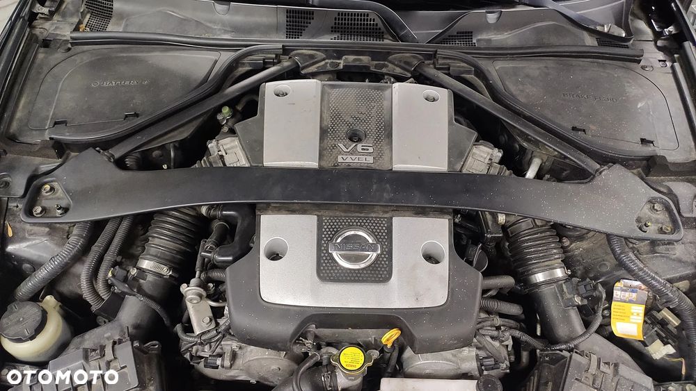 Nissan 370 Z - 25