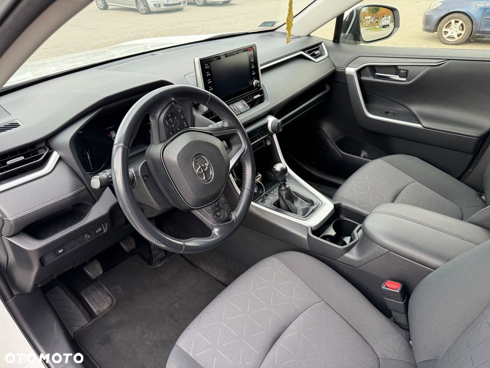 Toyota RAV4 2.0 Comfort 4x2 - 13
