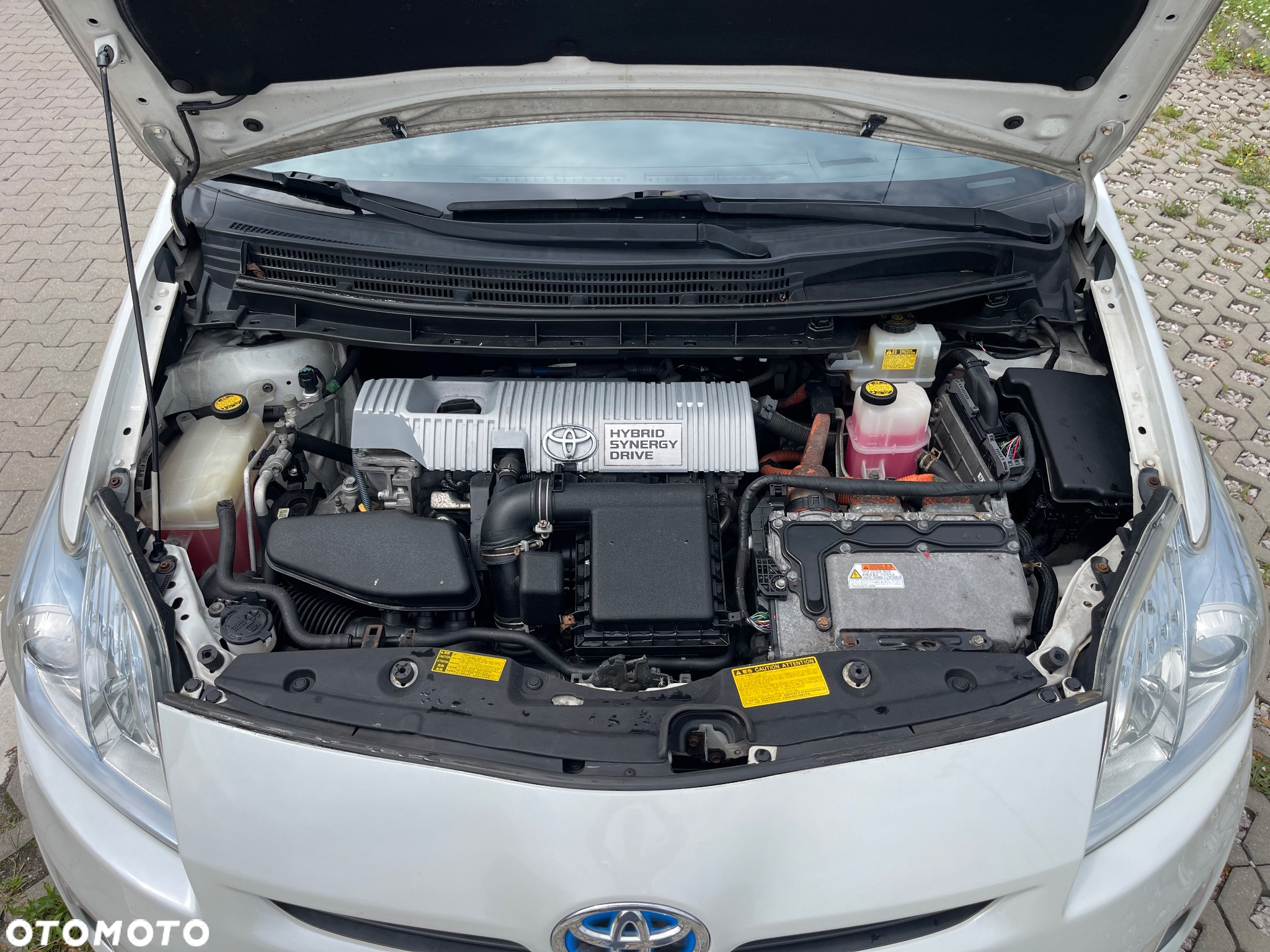 Toyota Prius 1.8 HSD Prestige - 19