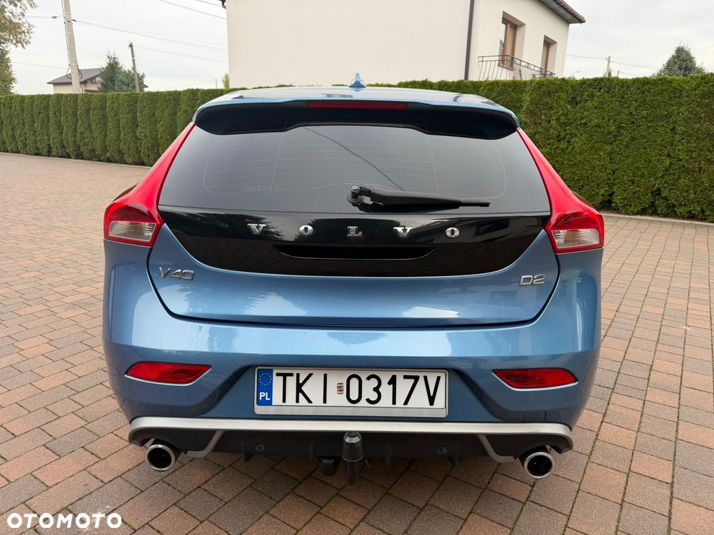 Volvo V40 - 22