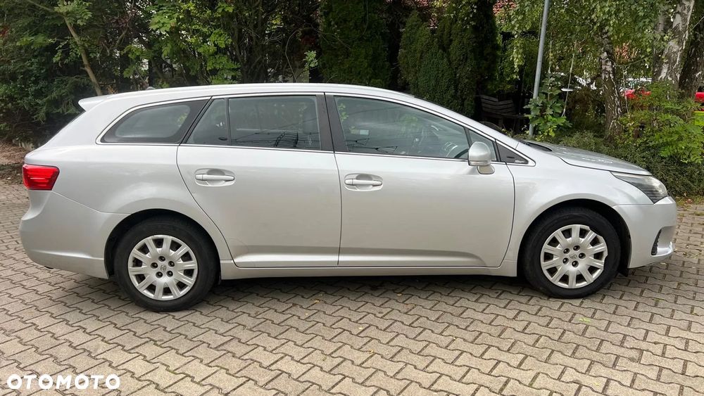 Toyota Avensis 2.0 D-4D Active - 4