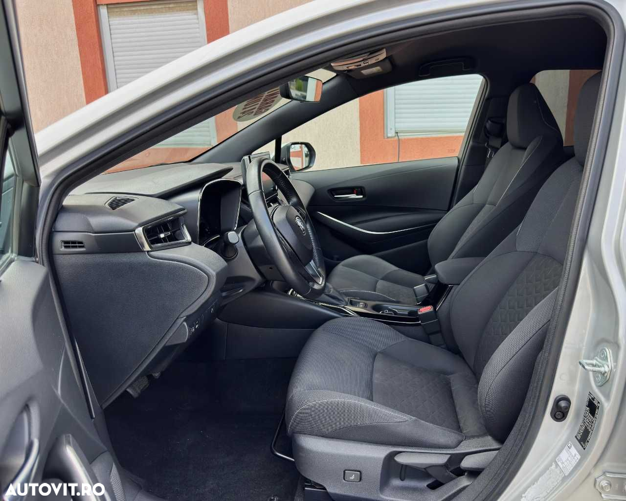 Toyota Corolla 1.8 HSD Exclusive - 15