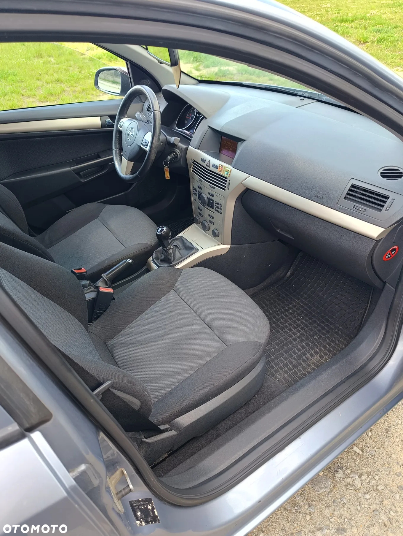 Opel Astra III 1.9 CDTI - 12