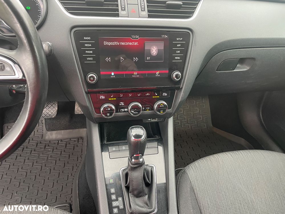 Skoda Octavia - 24