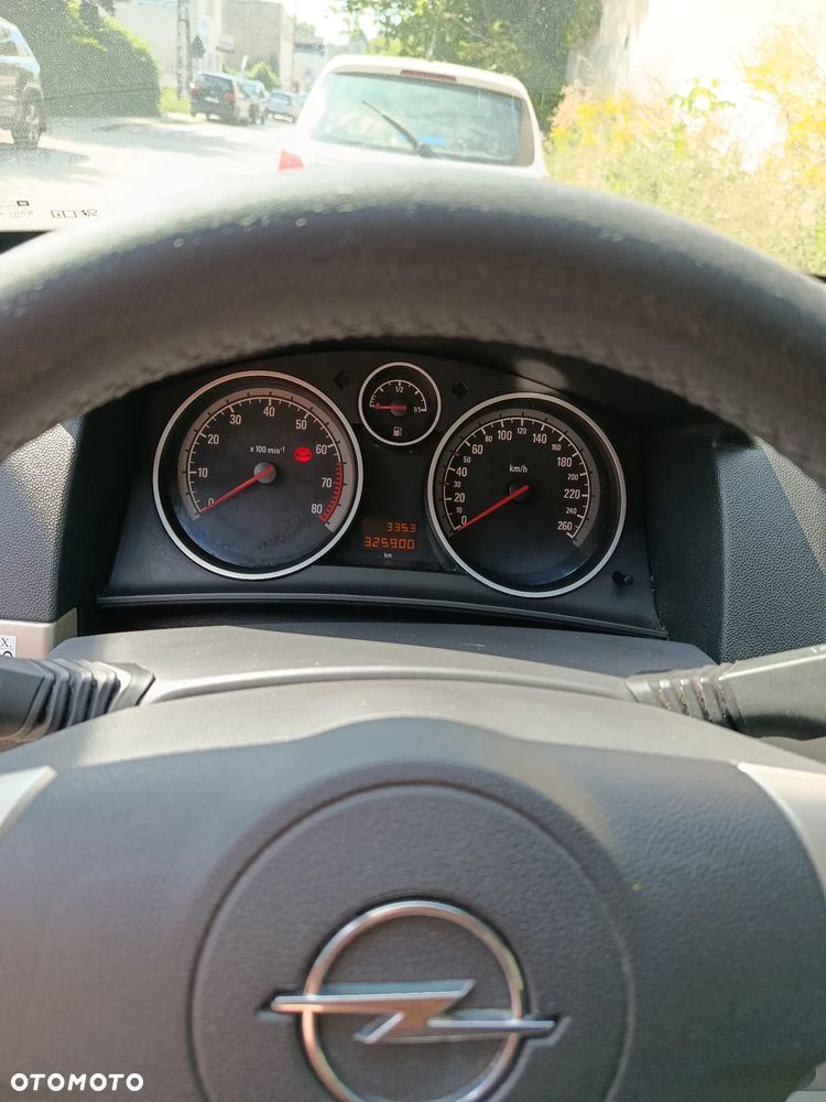 Opel Astra 1.6 - 5