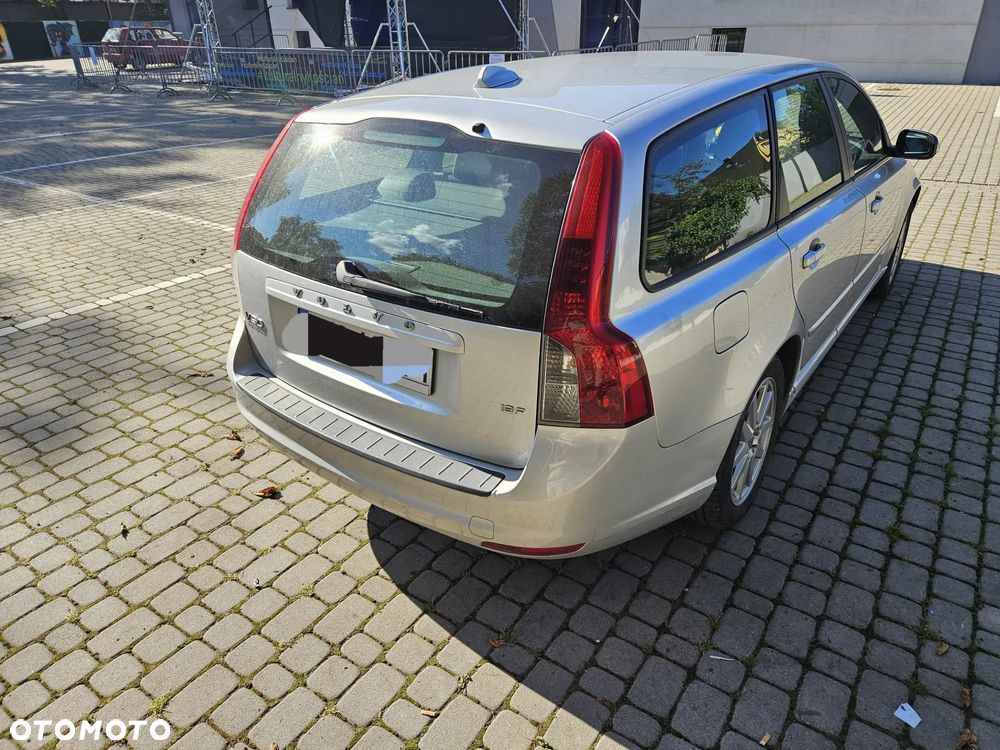 Volvo V50 1.8 - 9