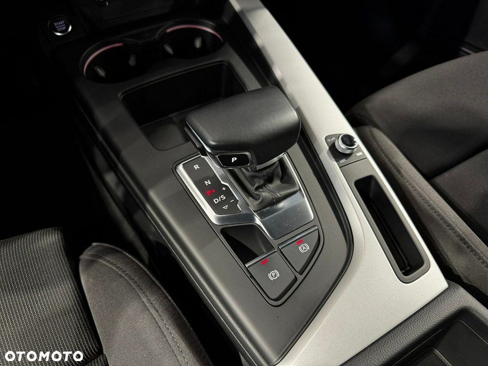 Audi A4 Limousine - 27