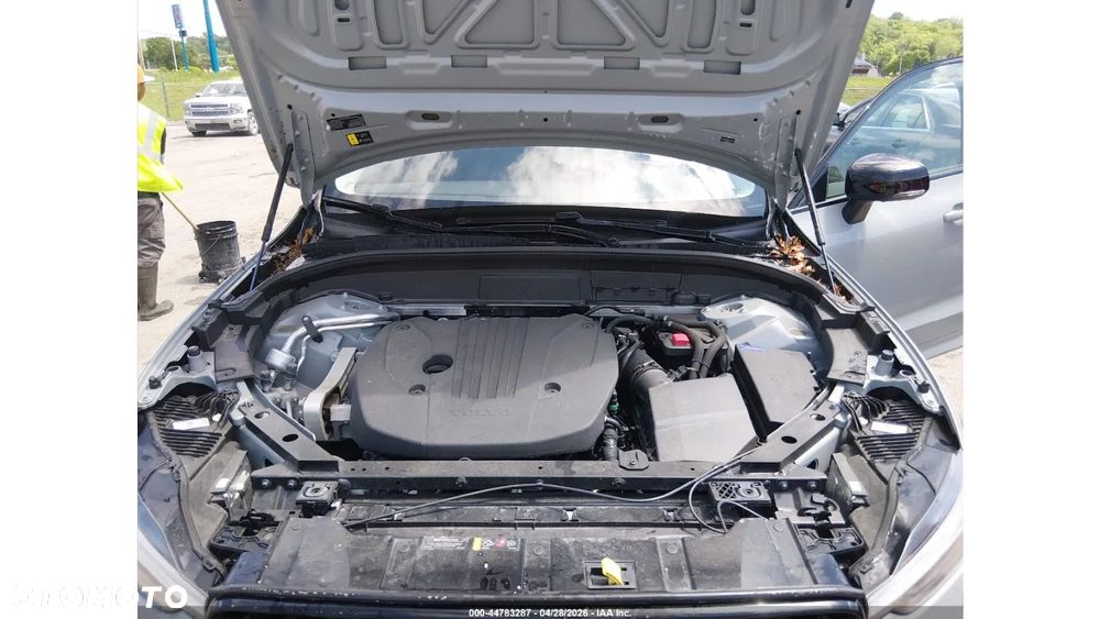 Volvo XC 60 B5 B AWD Plus Dark - 13