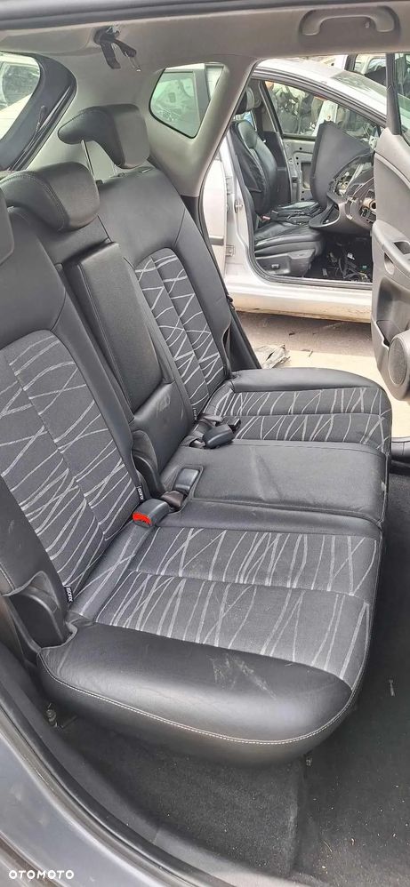 KIA VENGA 1,6CRDI kompresor pompa klimatyzacji - 9