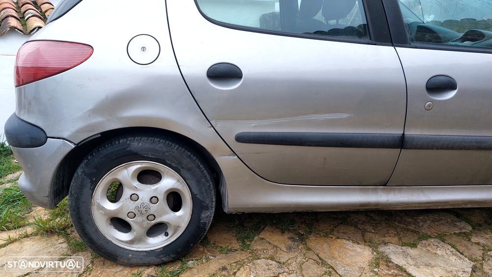 Peugeot 206 - 3