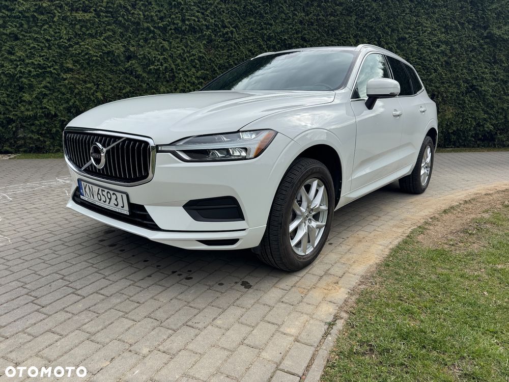 Volvo XC 60 T5 AWD Geartronic Momentum - 1