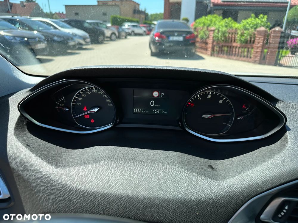 Peugeot 308 - 11
